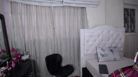 sara online show from March 19, 1:26 pm