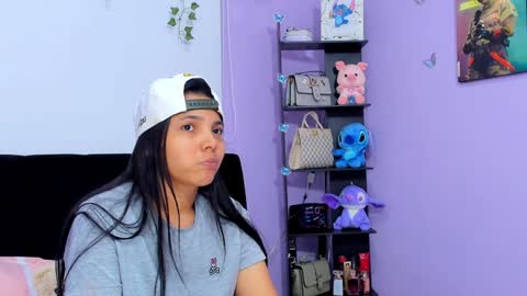 Sara Mendez online show from January 8, 2:57 am