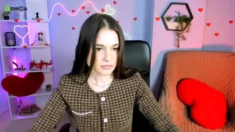 Sara online show from April 10, 12:21 pm