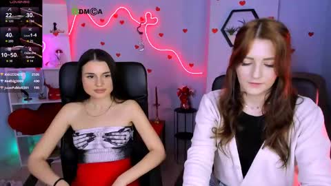 Sara online show from April 17, 7:17 pm