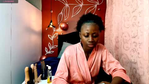 Snapshot of sara_naugty chatting on February 6, 6:13 pm S A R A online show from February 6, 6:13 pm