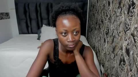 Snapshot of sara_naugty chatting on November 20, 8:30 pm S A R A online show from November 20, 8:30 pm