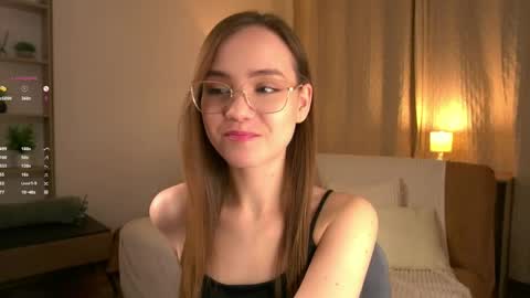 Im Sara  online show from April 13, 6:13 pm