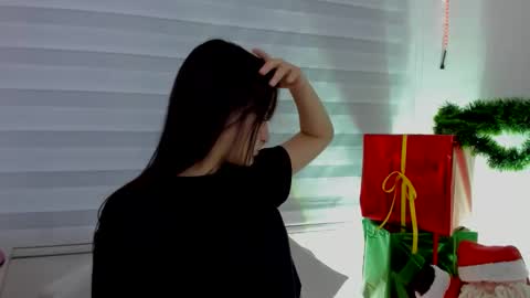 Sarah Ramirez online show from November 28, 2:25 am