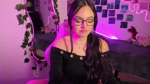          online show from November 11, 7:14 pm