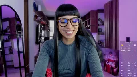 Sara online show from February 17, 8:59 pm