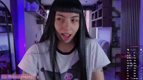 Sara online show from June 22, 5:10 pm