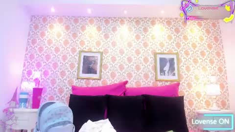 Snapshot of saraavila_ chatting on June 13, 9:02 pm SaraAvila online show from June 13, 9:02 pm