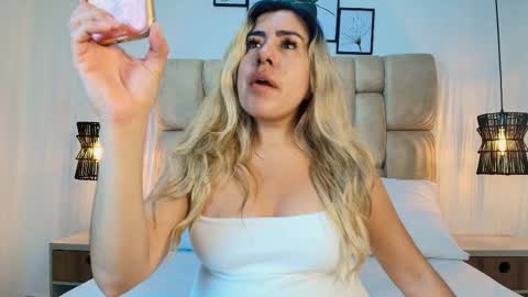 sarablonde_t online show from March 21, 7:17 pm