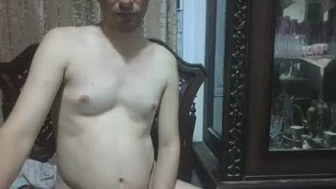 Snapshot of saraclit chatting on June 16, 11:18 pm pass kika online show from June 16, 11:18 pm