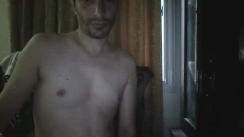 Snapshot of saraclit chatting on July 19, 3:10 am pass kika online show from July 19, 3:10 am