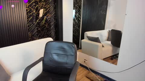 Sara  Everyday From 1430 to 2130 Col Time online show from December 20, 11:05 pm