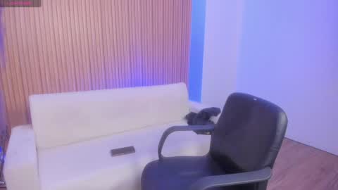 Sara  Everyday From 1430 to 2130 Col Time online show from December 30, 10:01 pm