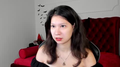 SaraDenars online show from November 4, 5:17 am