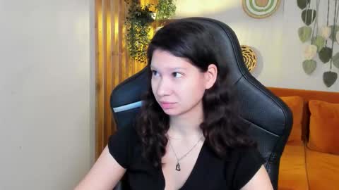 Snapshot of saradenars chatting on November 13, 5:39 am SaraDenars online show from November 13, 5:39 am