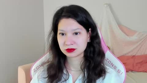 Snapshot of saradenars chatting on November 18, 5:12 am SaraDenars online show from November 18, 5:12 am