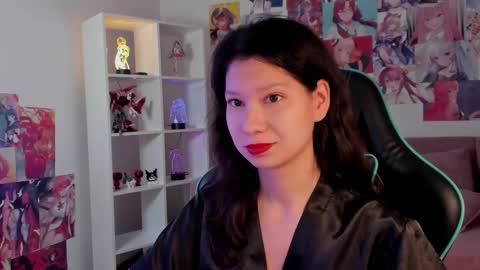 Snapshot of saradenars chatting on November 19, 5:18 am SaraDenars online show from November 19, 5:18 am