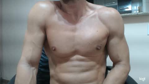 saradorj92 online show from February 16, 5:15 am