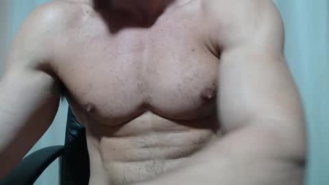 Snapshot of saradorj92 chatting on April 25, 6:38 am saradorj92 online show from April 25, 6:38 am