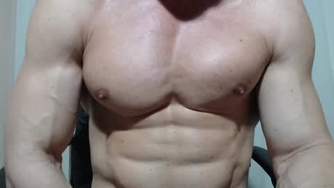 Snapshot of saradorj92 chatting on May 6, 5:18 pm saradorj92 online show from May 6, 5:18 pm