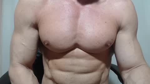 Snapshot of saradorj92 chatting on May 7, 11:10 pm saradorj92 online show from May 7, 11:10 pm