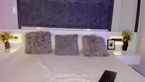  Sara Gomez  online show from February 23, 11:18 am