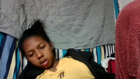 Snapshot of sarah146341 chatting on August 8, 5:37 pm sarah146341 online show from August 8, 5:37 pm