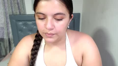 sarah online show from March 28, 8:52 pm