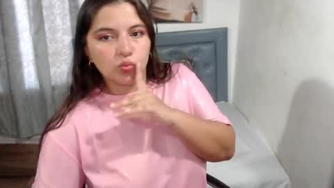 sarah online show from May 31, 12:23 pm