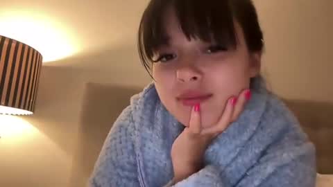 Sarah Heart Aus online show from January 30, 9:15 am