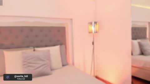 Snapshot of sarah_hiill chatting on December 30, 7:32 pm online show from December 30, 7:32 pm