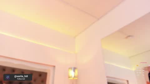 Snapshot of sarah_hiill chatting on January 28, 11:17 pm online show from January 28, 11:17 pm