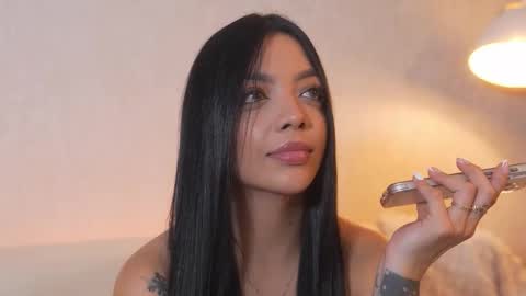 Snapshot of sarah_hiill chatting on November 24, 9:36 pm online show from November 24, 9:36 pm