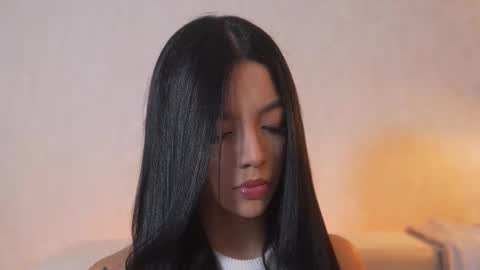 Snapshot of sarah_hiill chatting on December 4, 9:56 pm online show from December 4, 9:56 pm