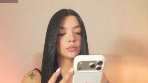 Snapshot of sarah_hiill chatting on July 14, 10:04 pm online show from July 14, 10:04 pm
