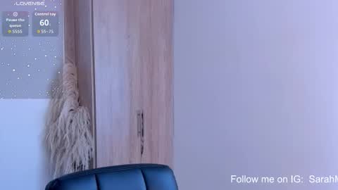 Snapshot of sarah_horny69 chatting on November 22, 2:38 pm Call me MY LOVE online show from November 22, 2:38 pm