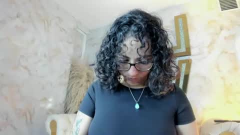 Sarah online show from June 26, 2:27 am