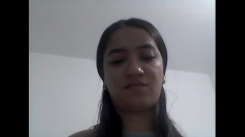 Snapshot of sarah_stone15 chatting on March 1, 1:43 am Sarah online show from March 1, 1:43 am