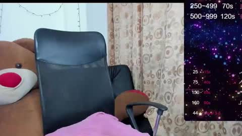 Sarah online show from December 19, 11:18 am