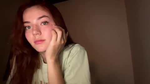 Snapshot of sarah_swtt chatting on January 4, 4:44 am - next broadcast 28 nov 7 pm Col online show from January 4, 4:44 am