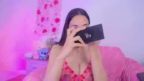 sarahajhoness online show from March 17, 2:42 pm