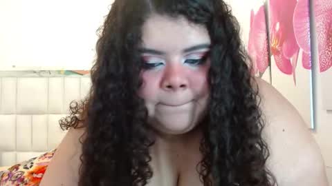 SarahBowiie online show from November 12, 10:09 pm