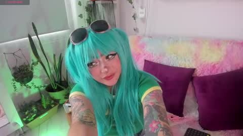 Snapshot of sarahminage_ chatting on May 29, 7:56 pm Sarah NEW ACCOUNT online show from May 29, 7:56 pm