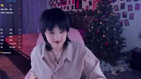 Sarah online show from December 19, 3:30 pm