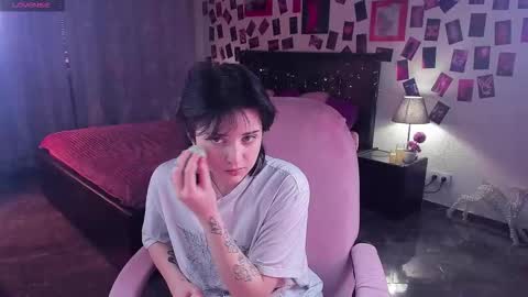 Sarah online show from February 14, 10:23 am