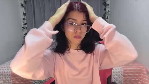 Sarah  online show from March 22, 12:25 am