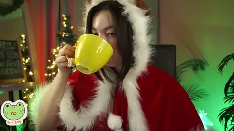 Snapshot of sarahson chatting on December 31, 8:15 am vacation 16-30 of november caucht me in insta online show from December 31, 8:15 am