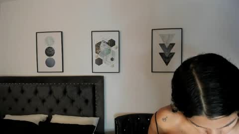 Sara online show from April 15, 12:23 pm