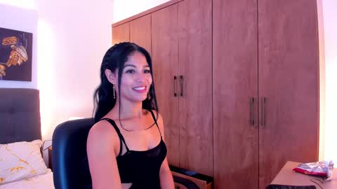 saralife69 online show from February 17, 6:15 pm