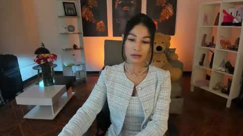 saralife69 online show from January 16, 10:41 am